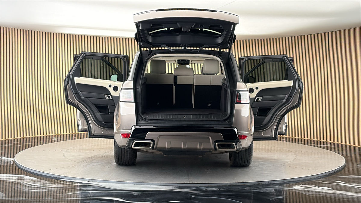 More views of Land Rover Range Rover Sport