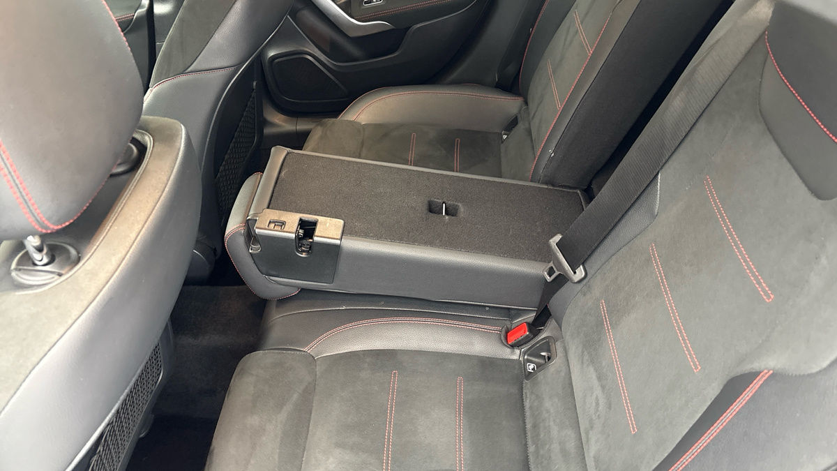 Mercedes-Benz A Class Image 9