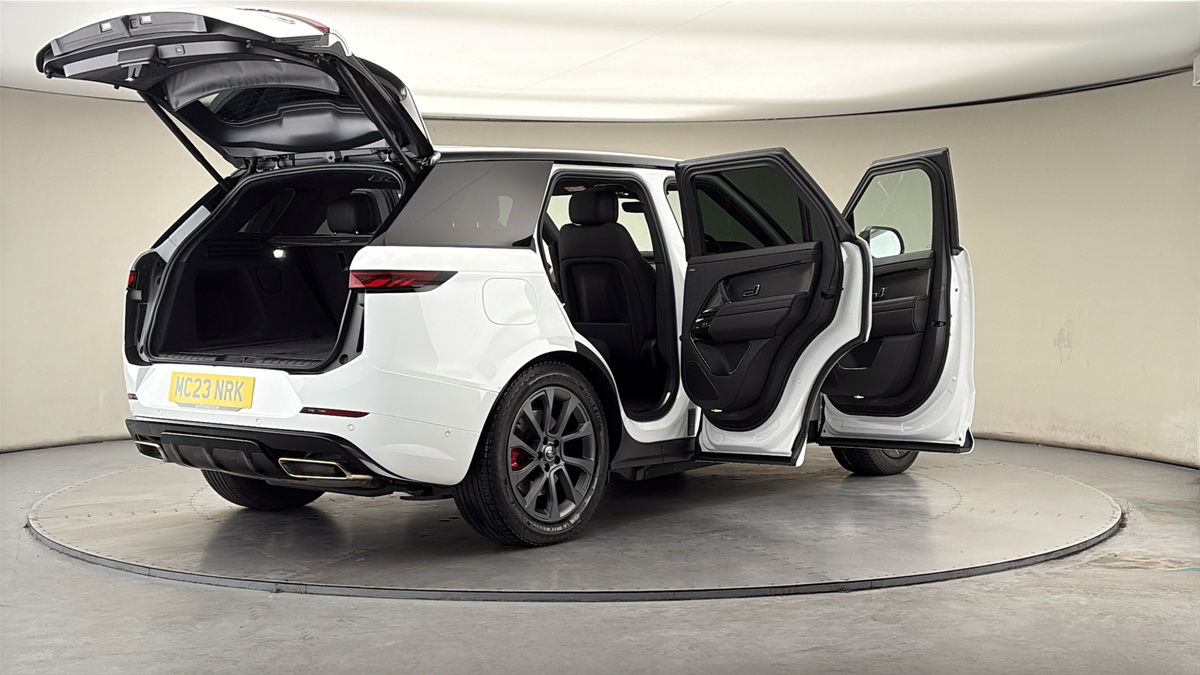 More views of Land Rover Range Rover Sport