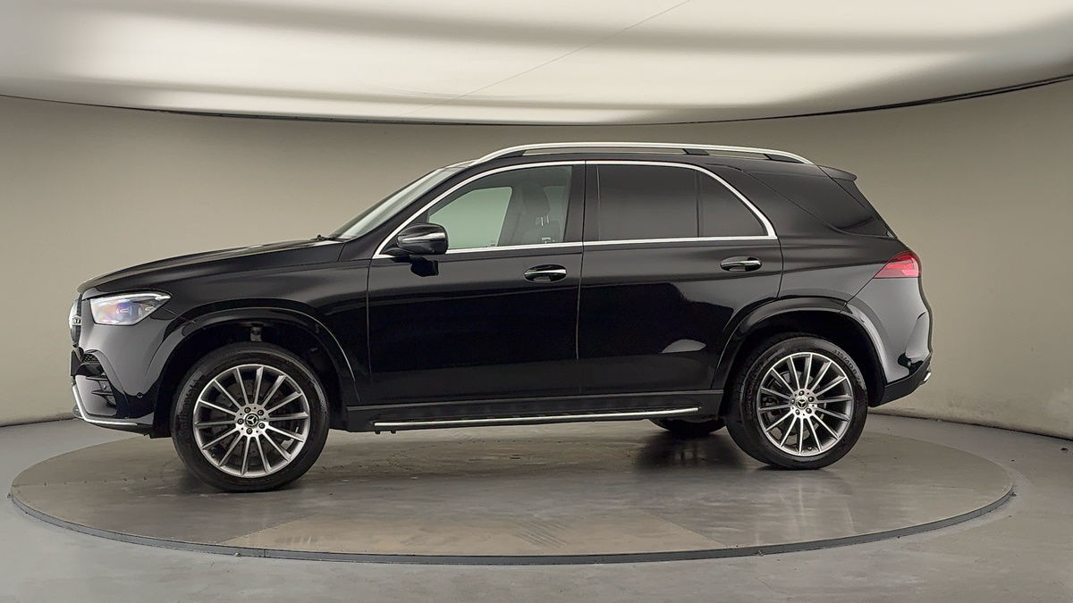 More views of Mercedes-Benz GLE