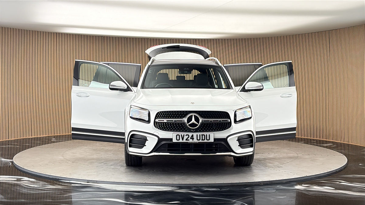 More views of Mercedes-Benz GLB