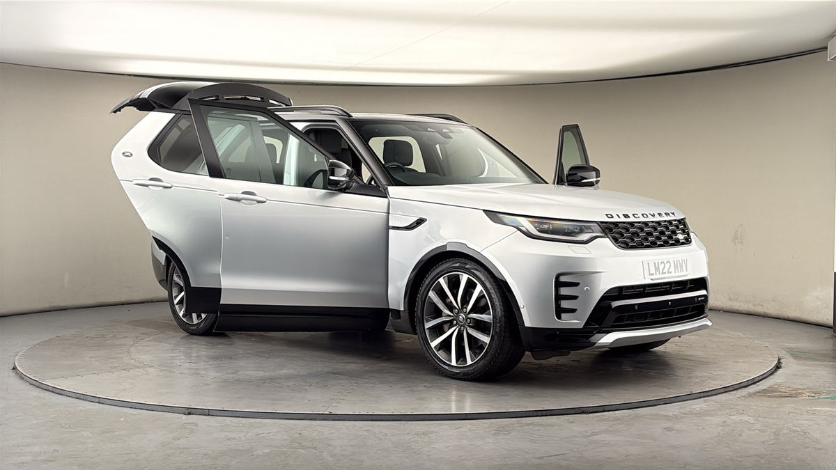 More views of Land Rover Discovery