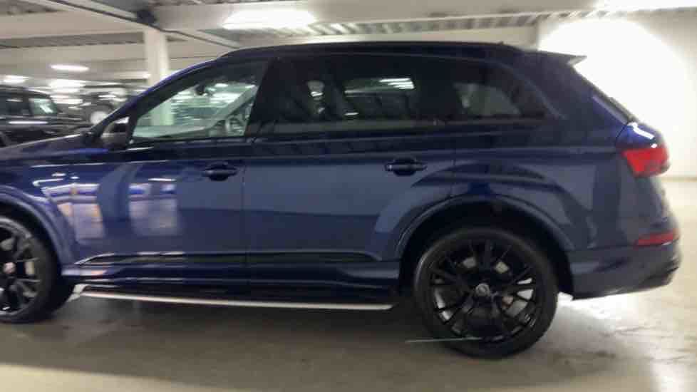 More views of Audi Q7