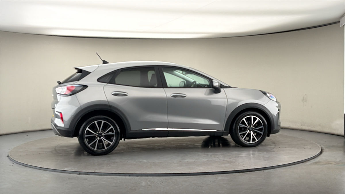 More views of Ford Puma