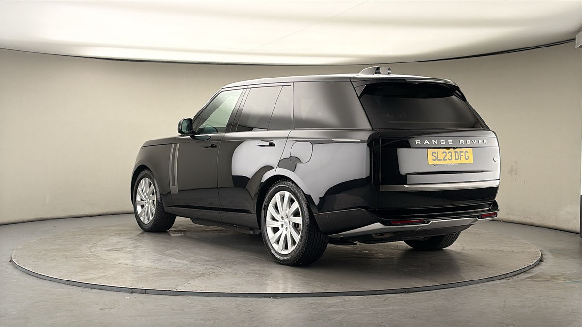 Land Rover Range Rover Image 2