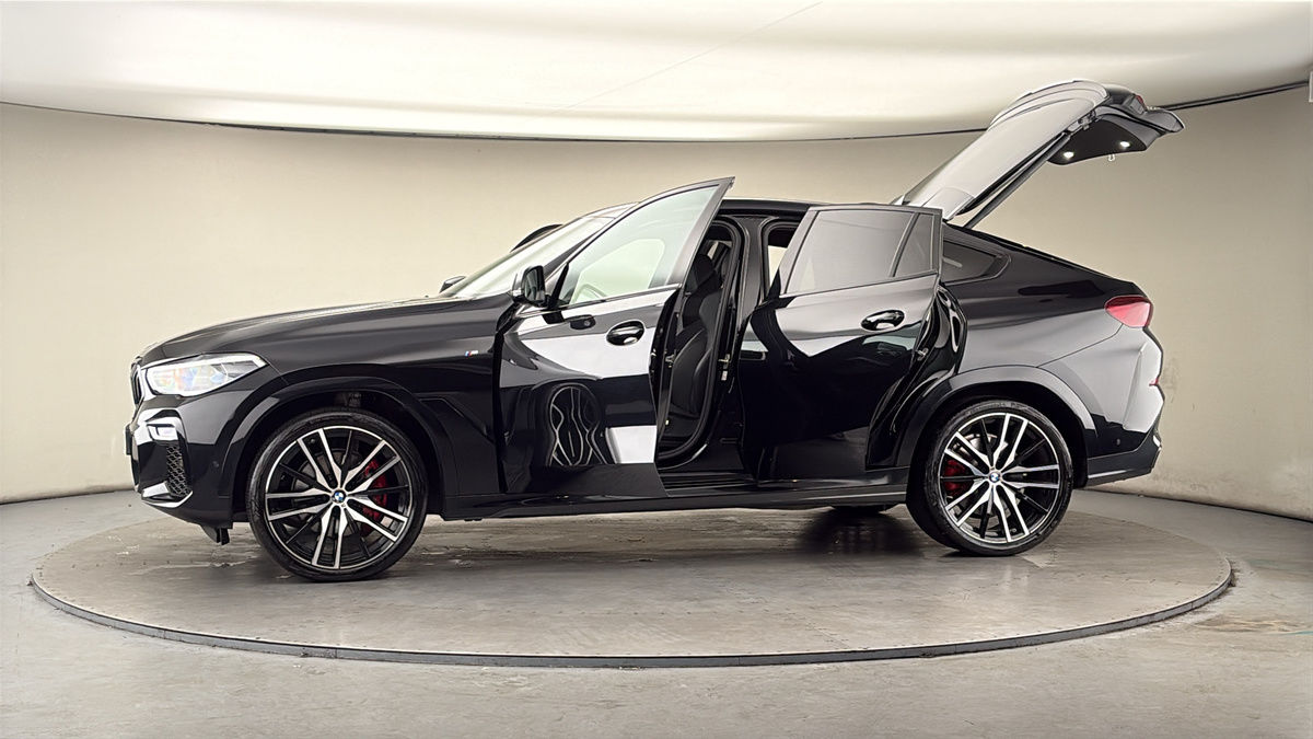 More views of BMW X6