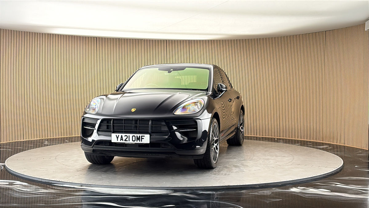 More views of Porsche Macan