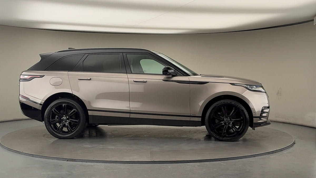More views of Land Rover Range Rover Velar