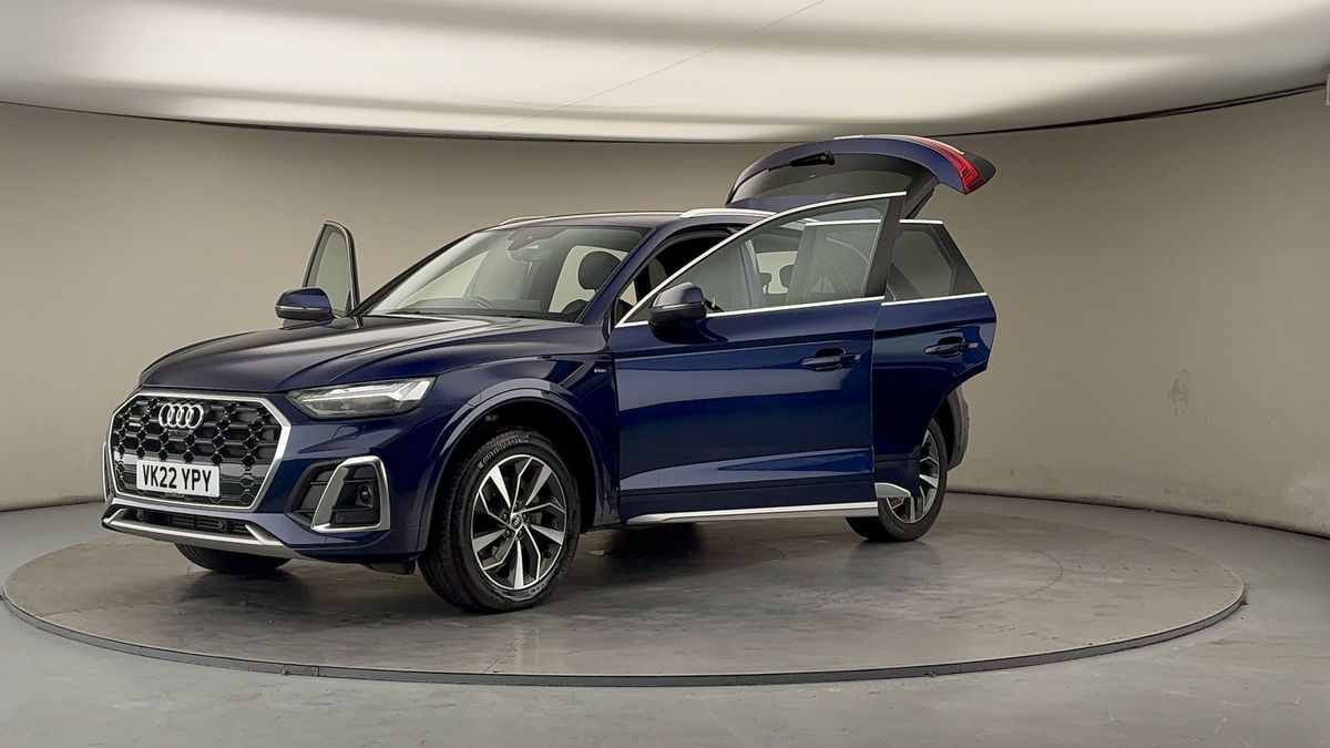 More views of Audi Q5