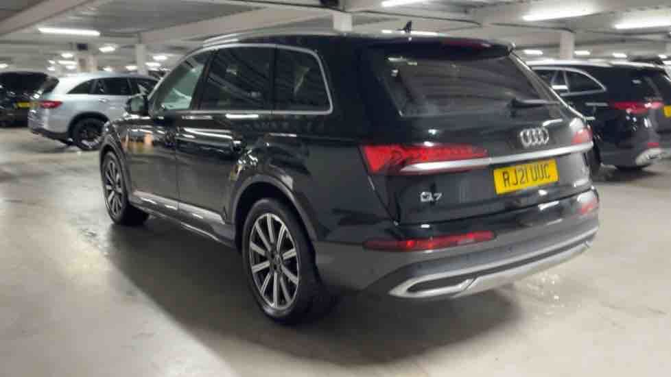 More views of Audi Q7