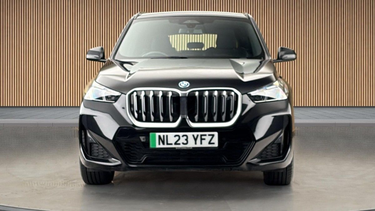 BMW iX1 Image 4