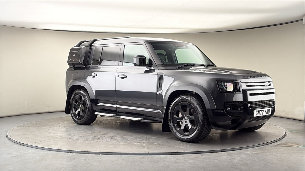 More views of Land Rover Defender 110