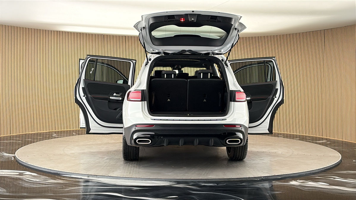 More views of Mercedes-Benz GLB