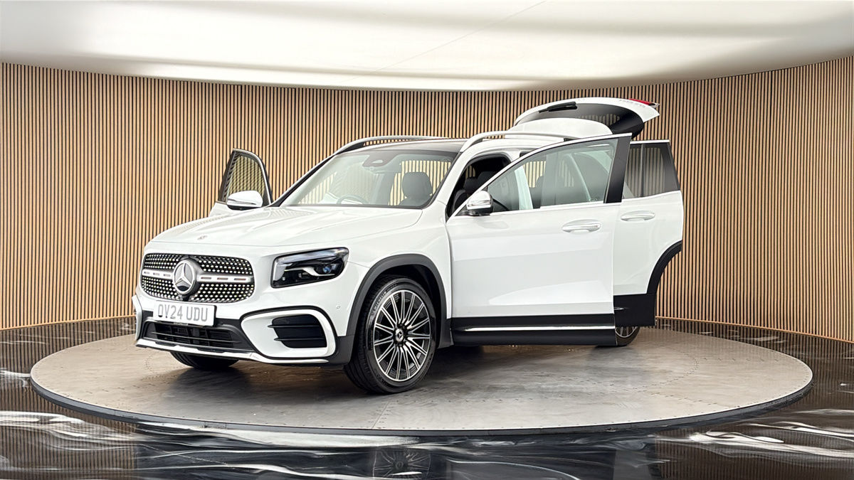 More views of Mercedes-Benz GLB