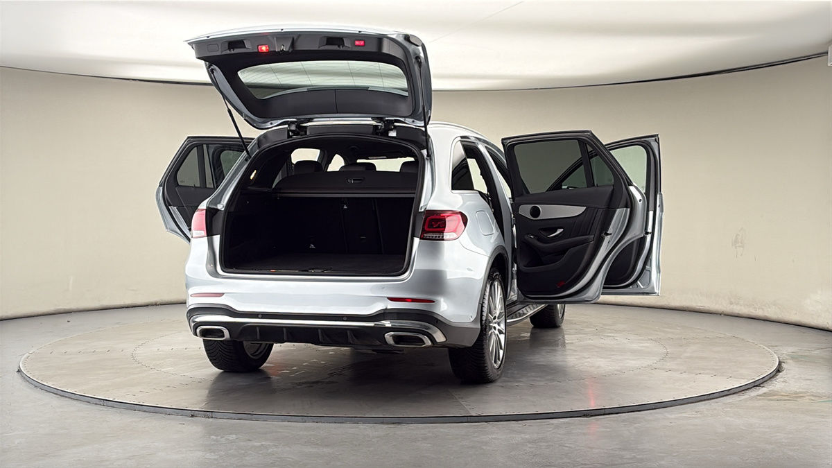 More views of Mercedes-Benz GLC