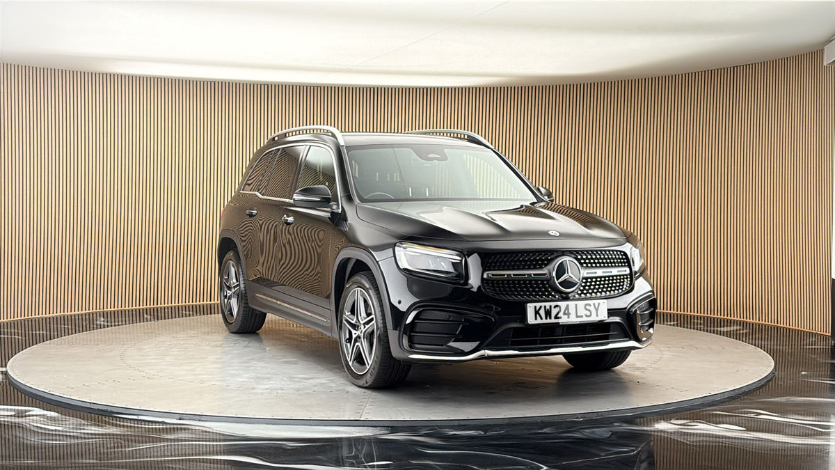 More views of Mercedes-Benz GLB