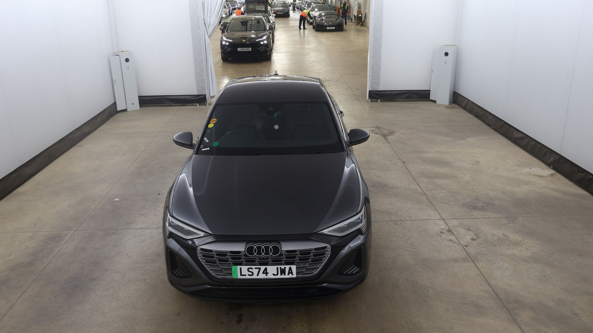 Audi Q8 e-tron Image 8