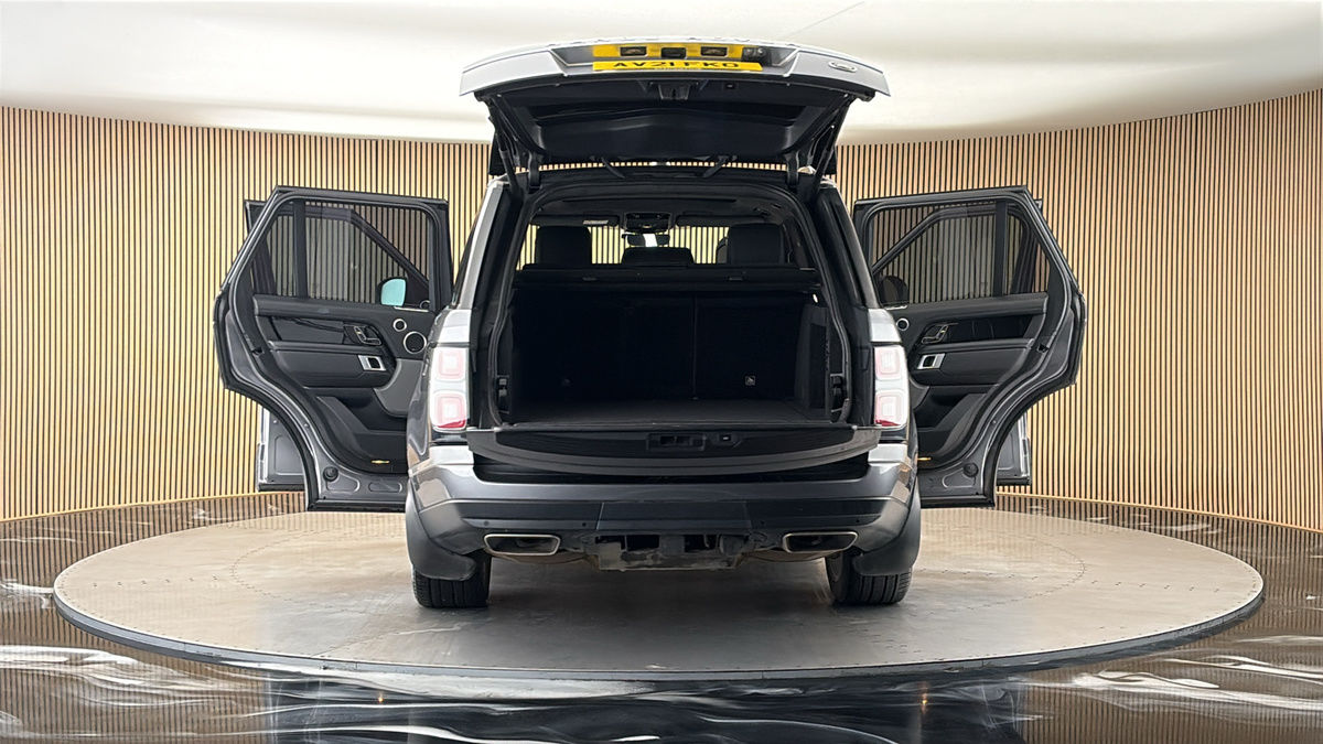 More views of Land Rover Range Rover