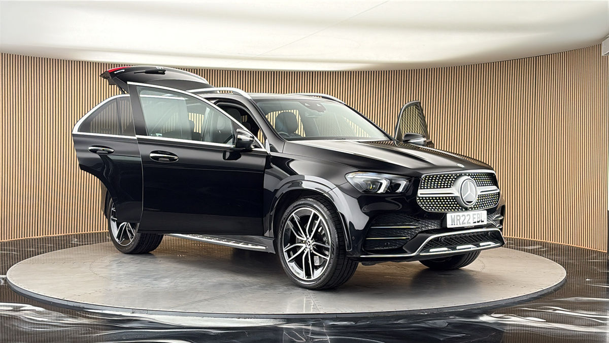 More views of Mercedes-Benz GLE