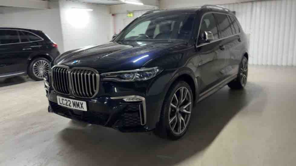 More views of BMW X7