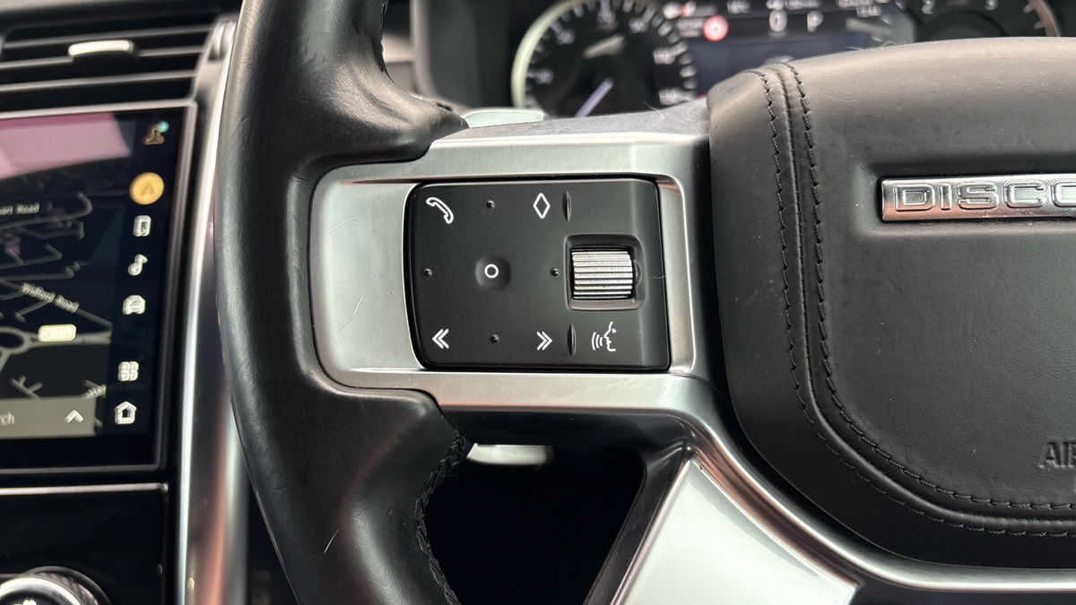 Land Rover Discovery Image 13