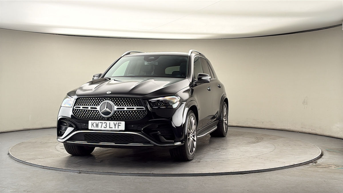 More views of Mercedes-Benz GLE