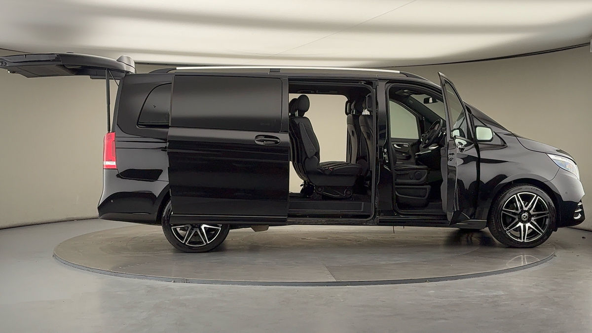 More views of Mercedes-Benz V Class