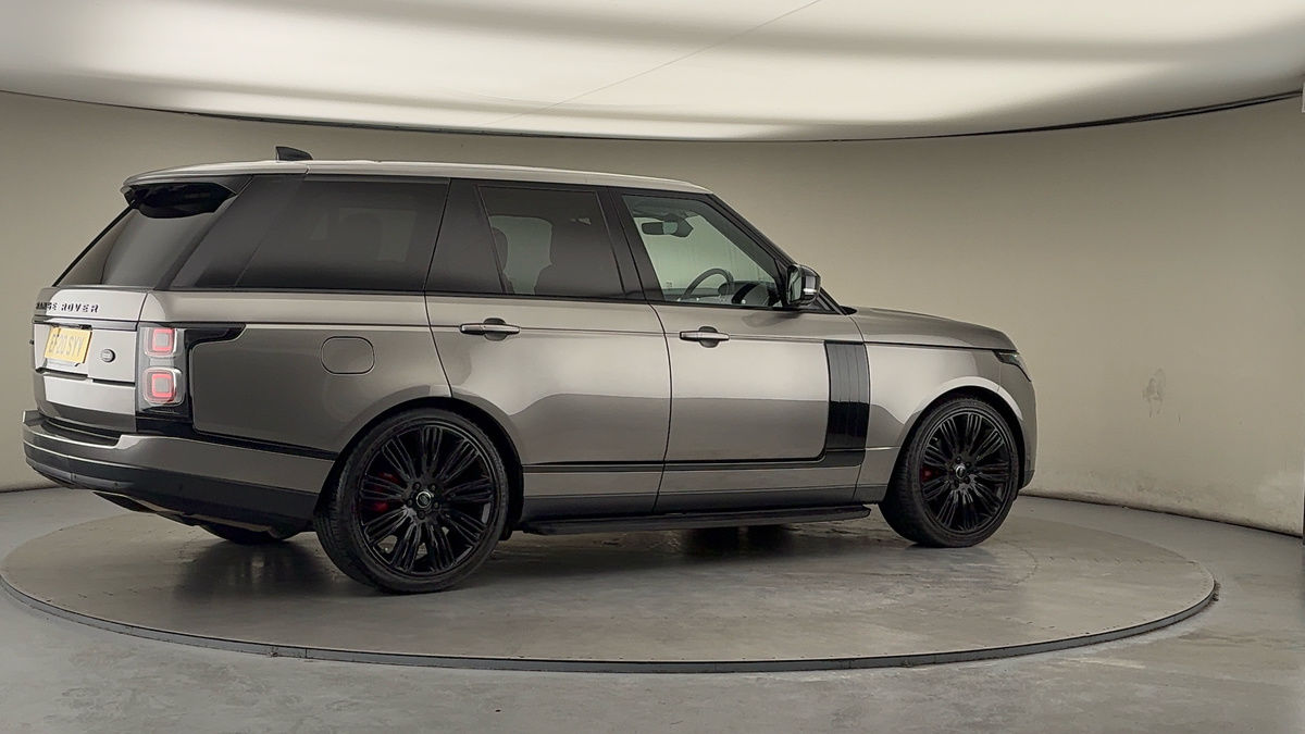 More views of Land Rover Range Rover