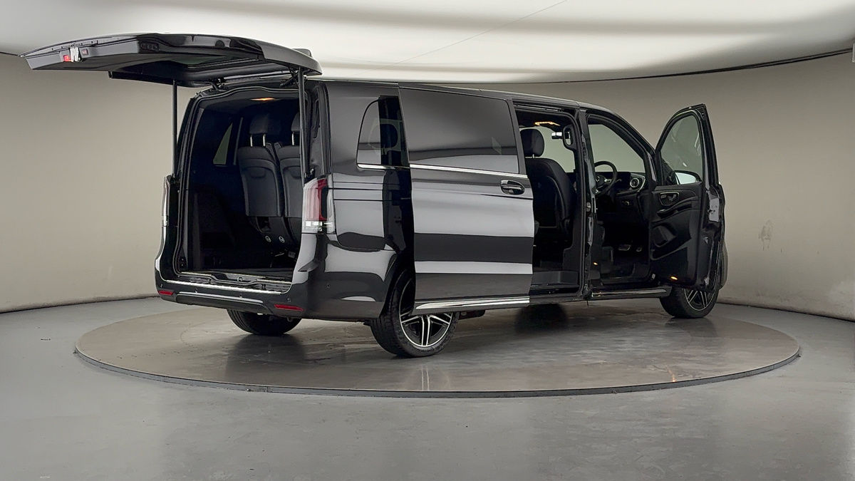 More views of Mercedes-Benz V Class