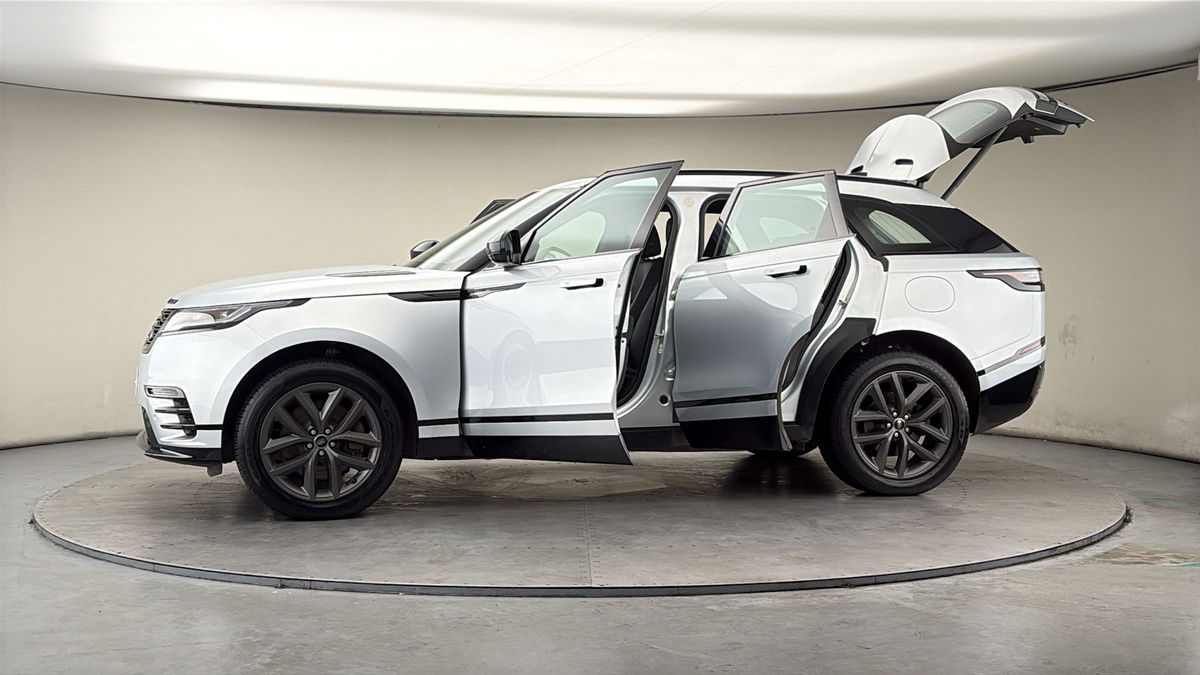 More views of Land Rover Range Rover Velar