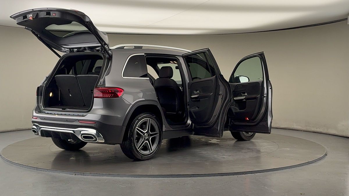 More views of Mercedes-Benz GLB