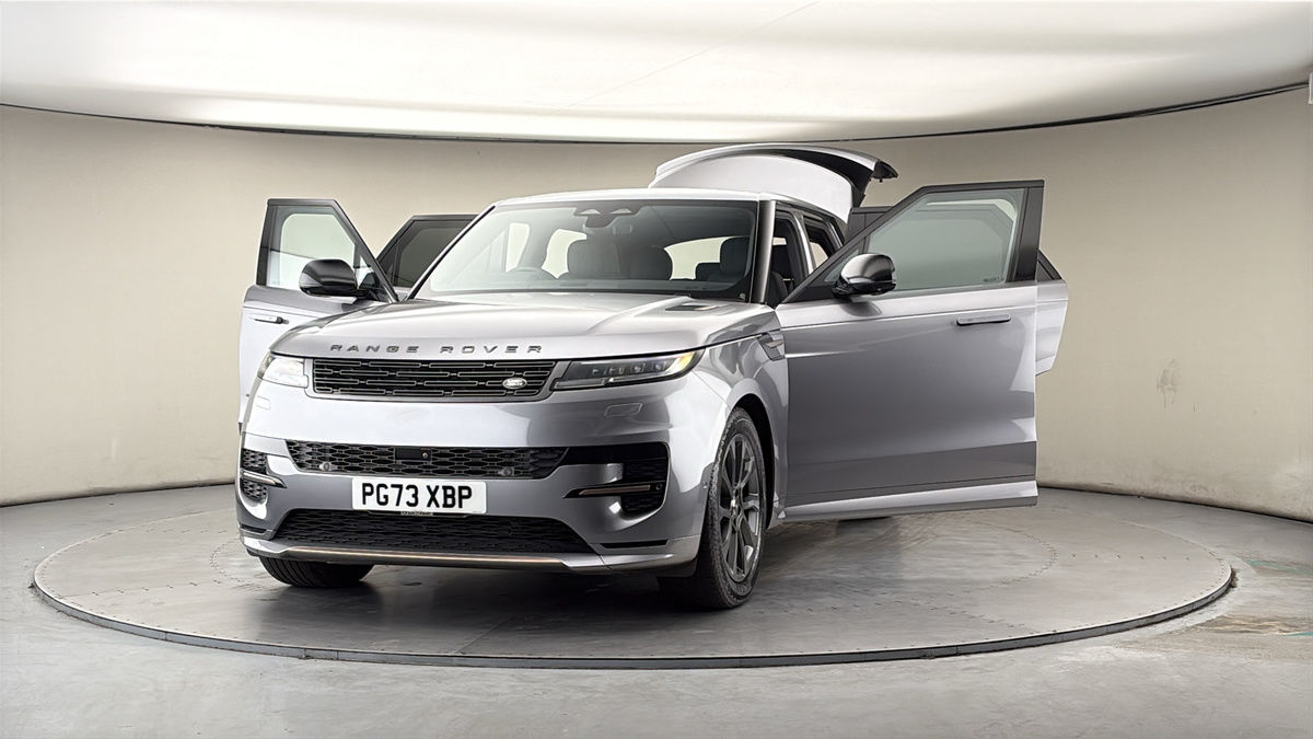 More views of Land Rover Range Rover Sport