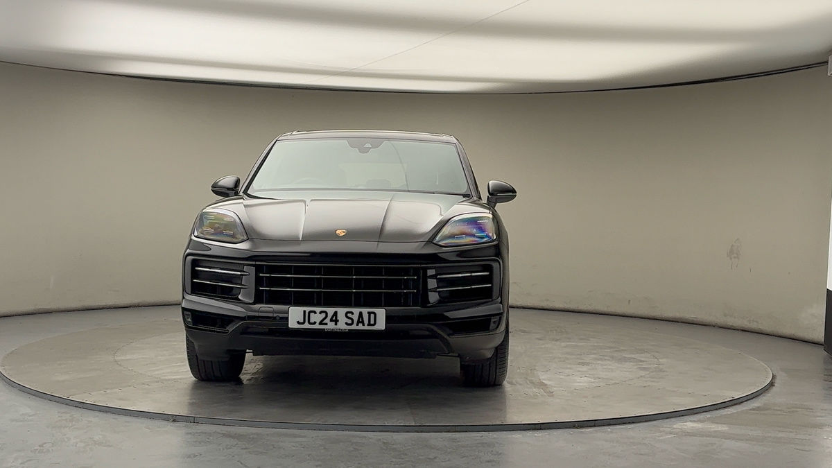 Porsche Cayenne Image 3
