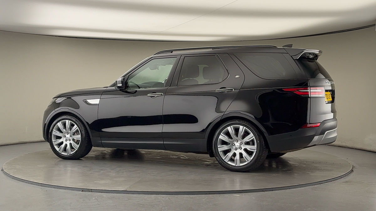 More views of Land Rover Discovery