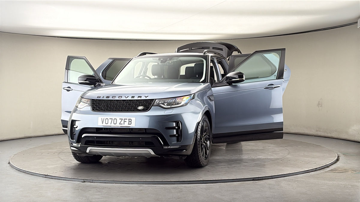 More views of Land Rover Discovery