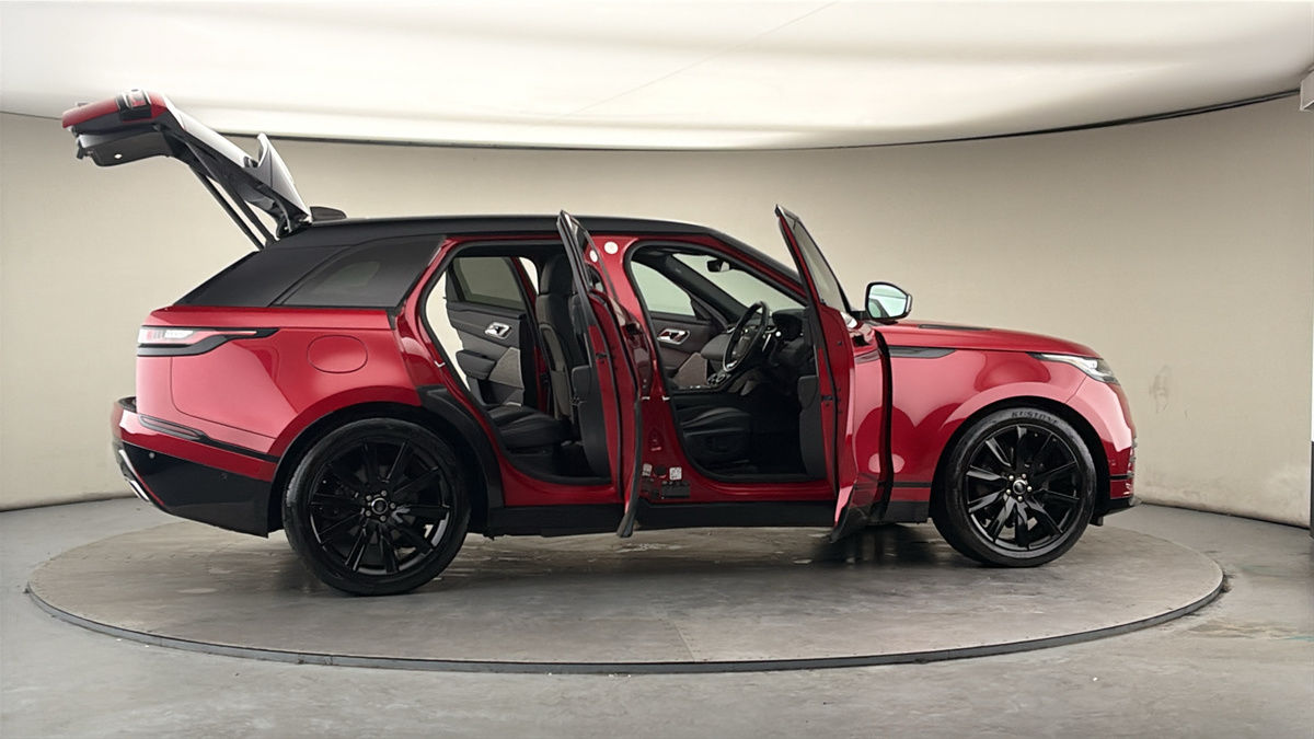 More views of Land Rover Range Rover Velar