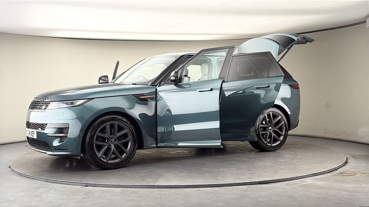 More views of Land Rover Range Rover Sport