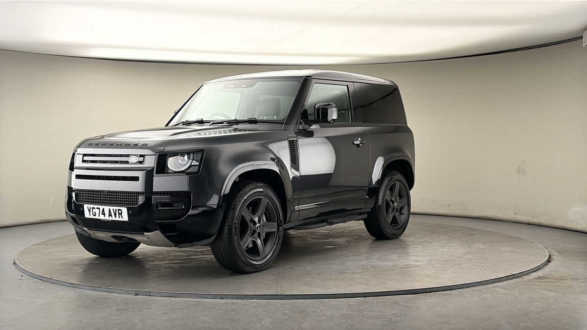 More views of Land Rover Defender 90