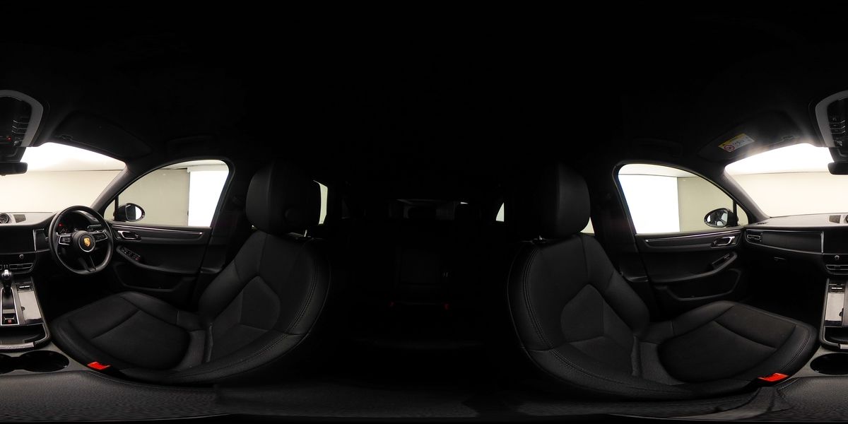 More views of Porsche Macan