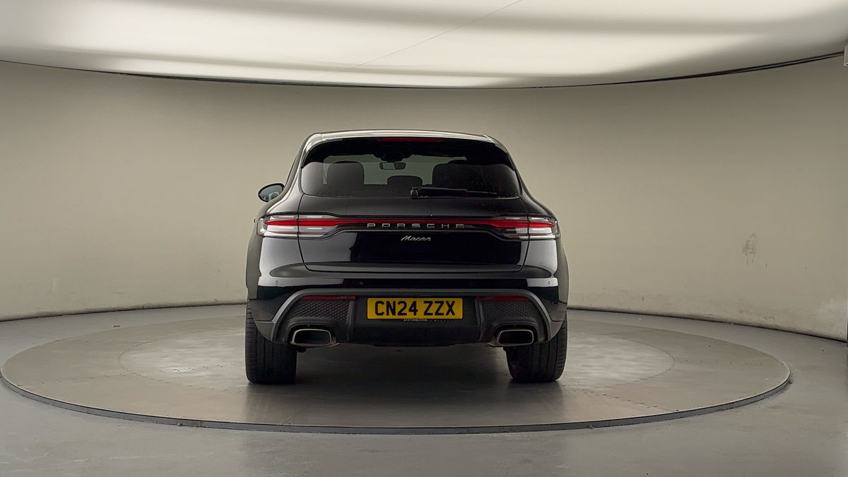 More views of Porsche Macan