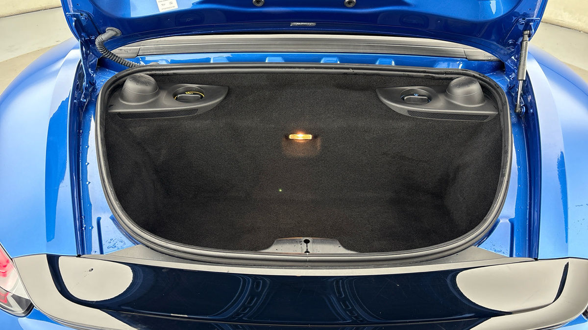 Porsche 718 Boxster Image 11