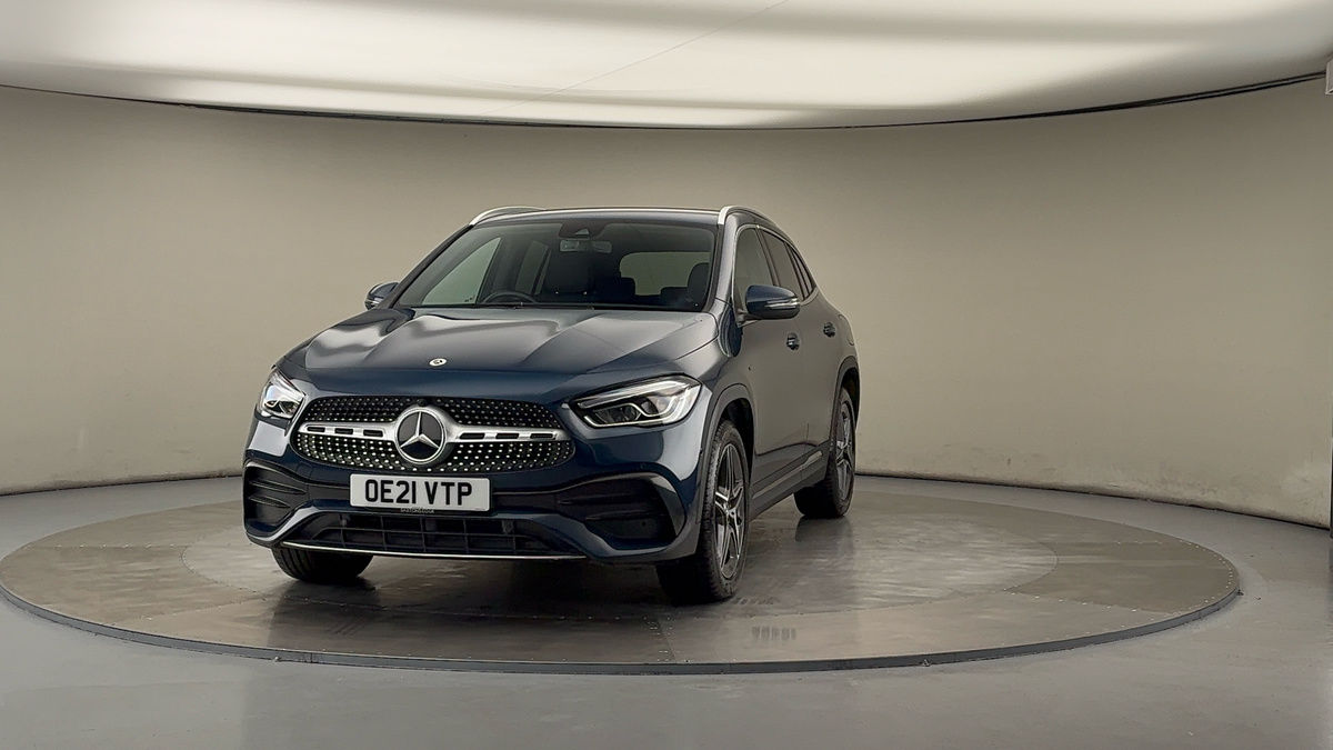 More views of Mercedes-Benz GLA
