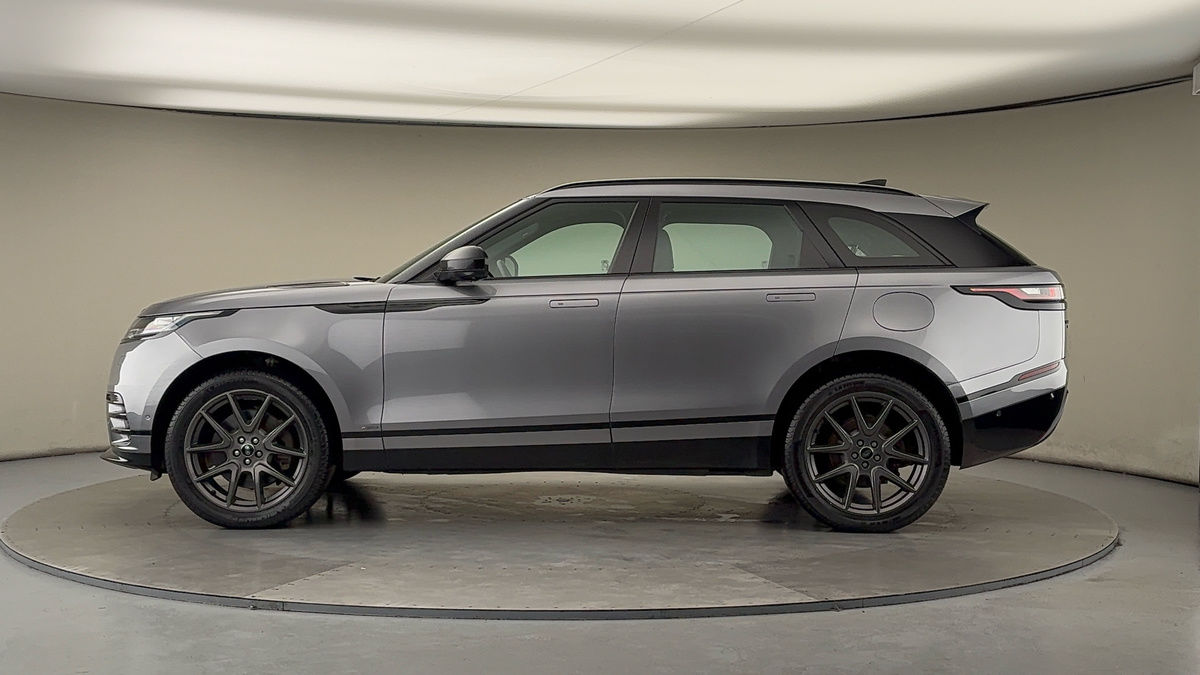Land Rover Range Rover Velar Image 15