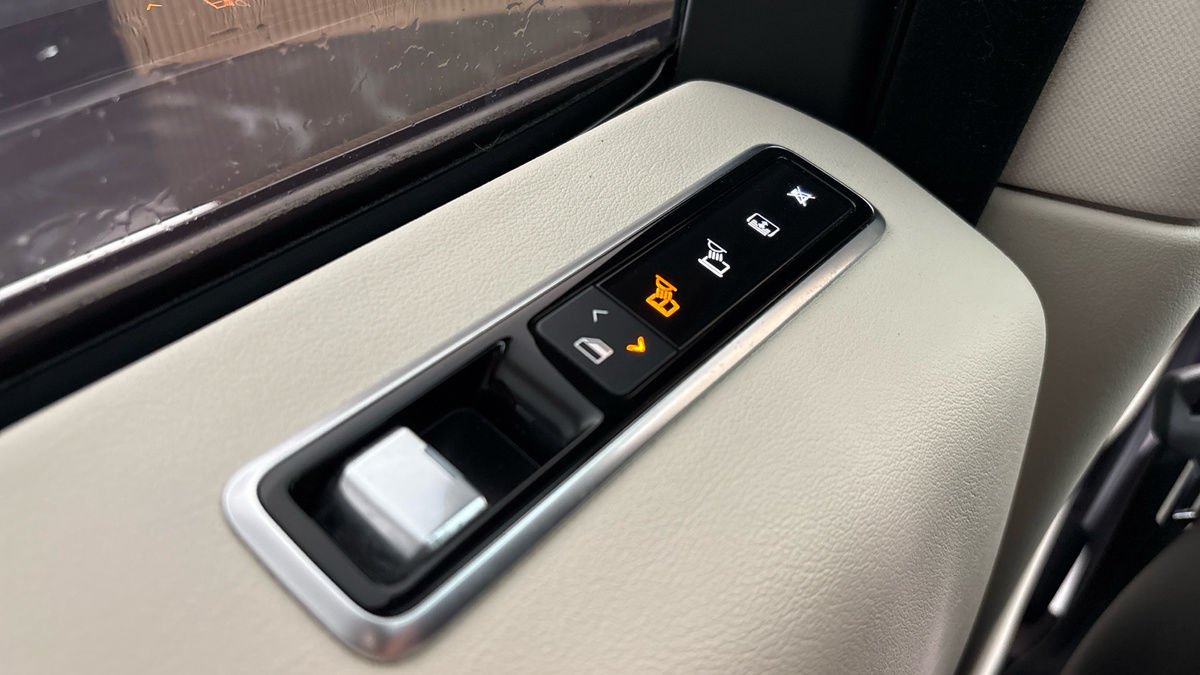 Land Rover Range Rover Image 36