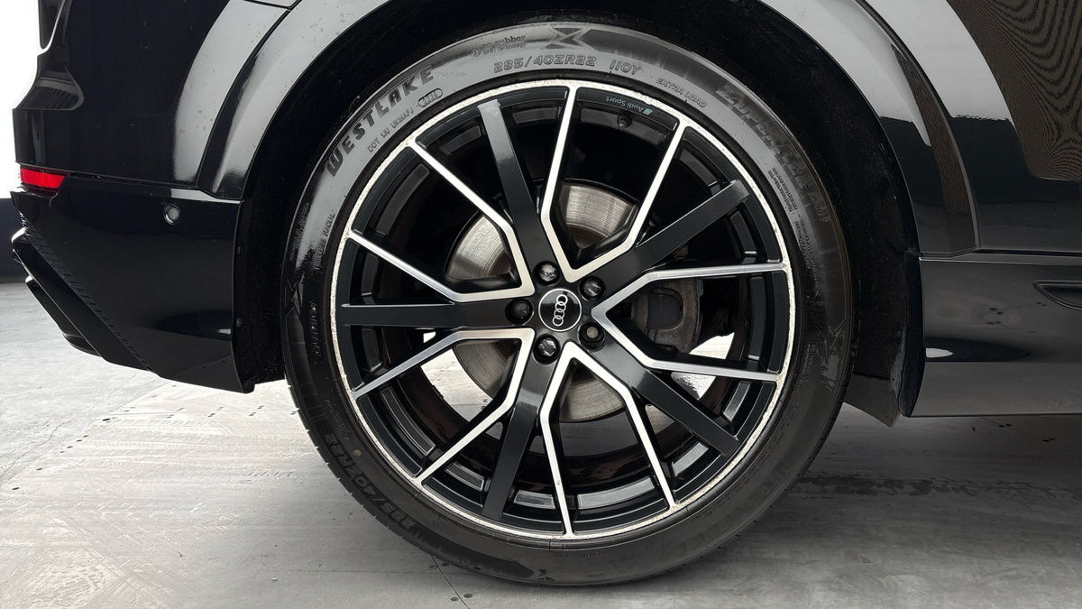 Audi Q8 Image 10