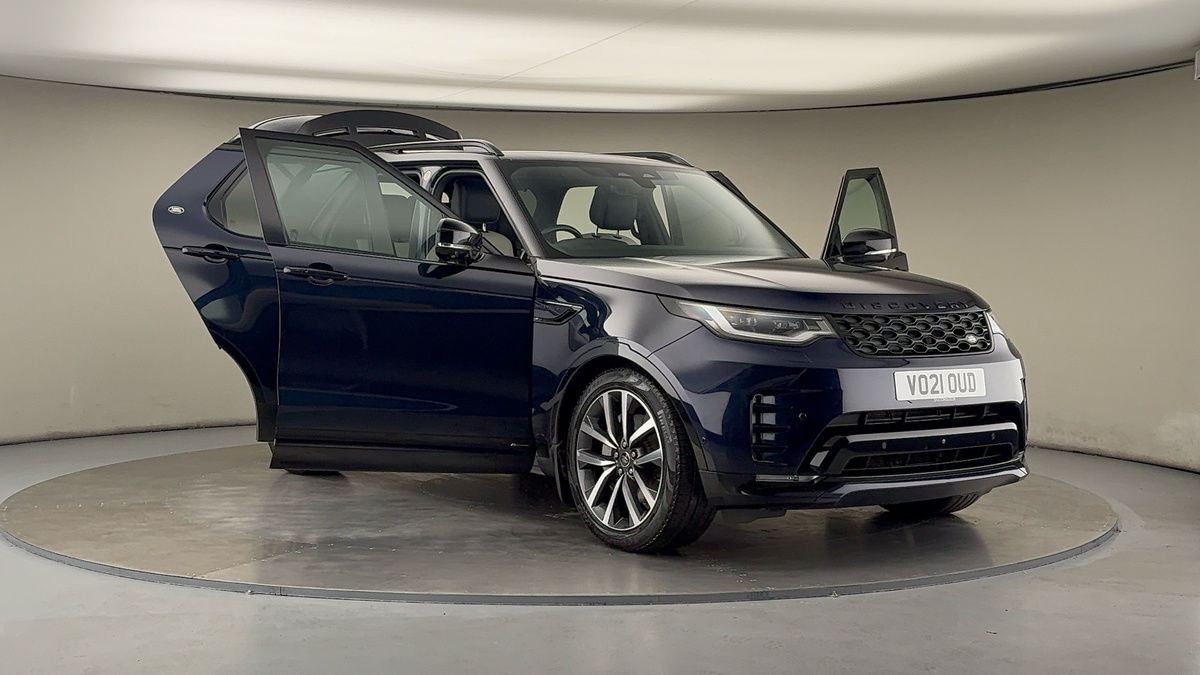 More views of Land Rover Discovery