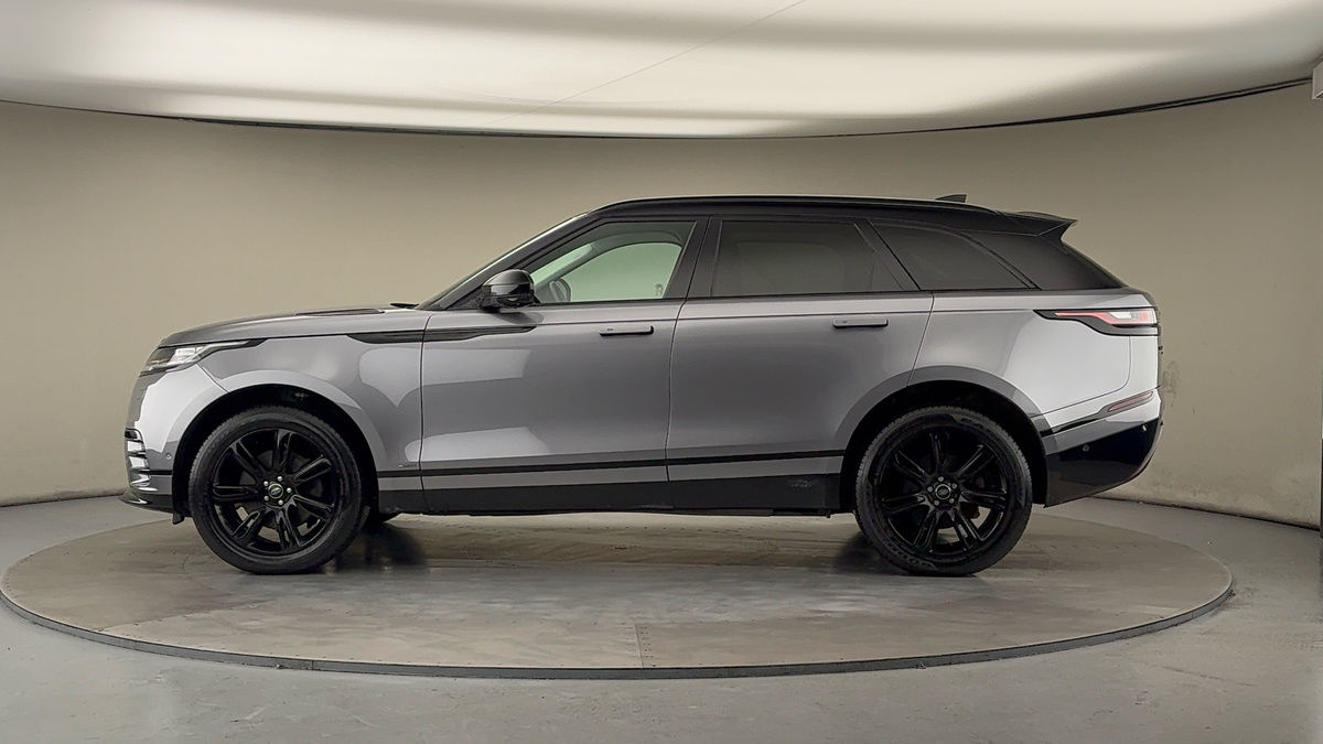 Land Rover Range Rover Velar Image 15