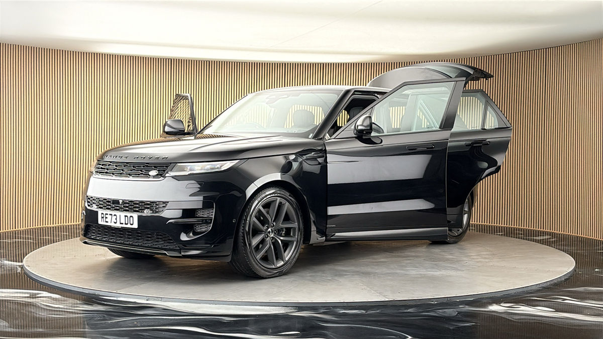 More views of Land Rover Range Rover Sport