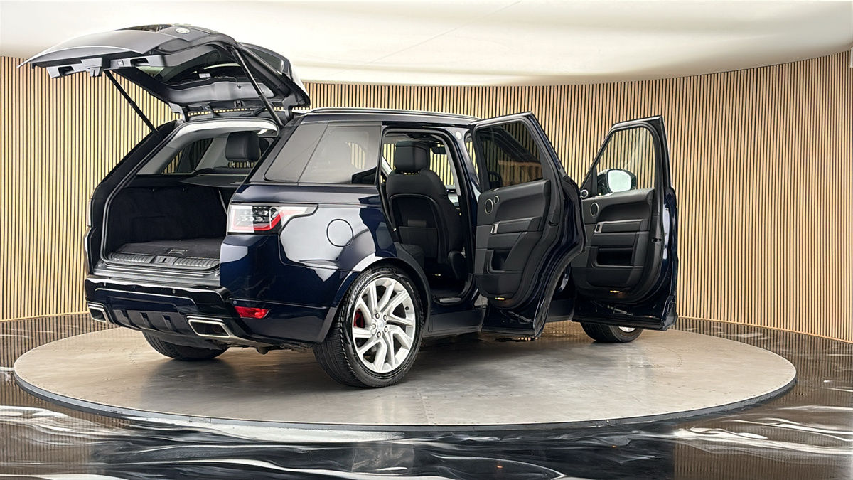 More views of Land Rover Range Rover Sport