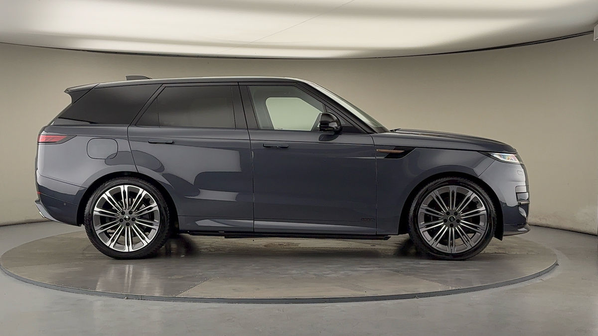 Land Rover Range Rover Sport Image 16